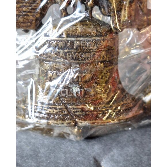 Vtg 1970's Liberty Bell Belt Buckle In Original Packaging - Picture 3 of 6